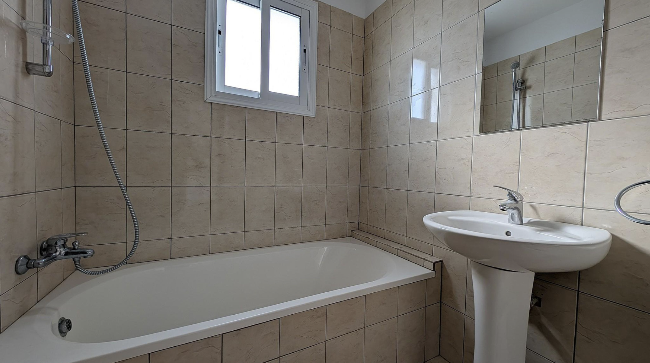 Residential building with Four Apartments - Kiti, Larnaca image 31