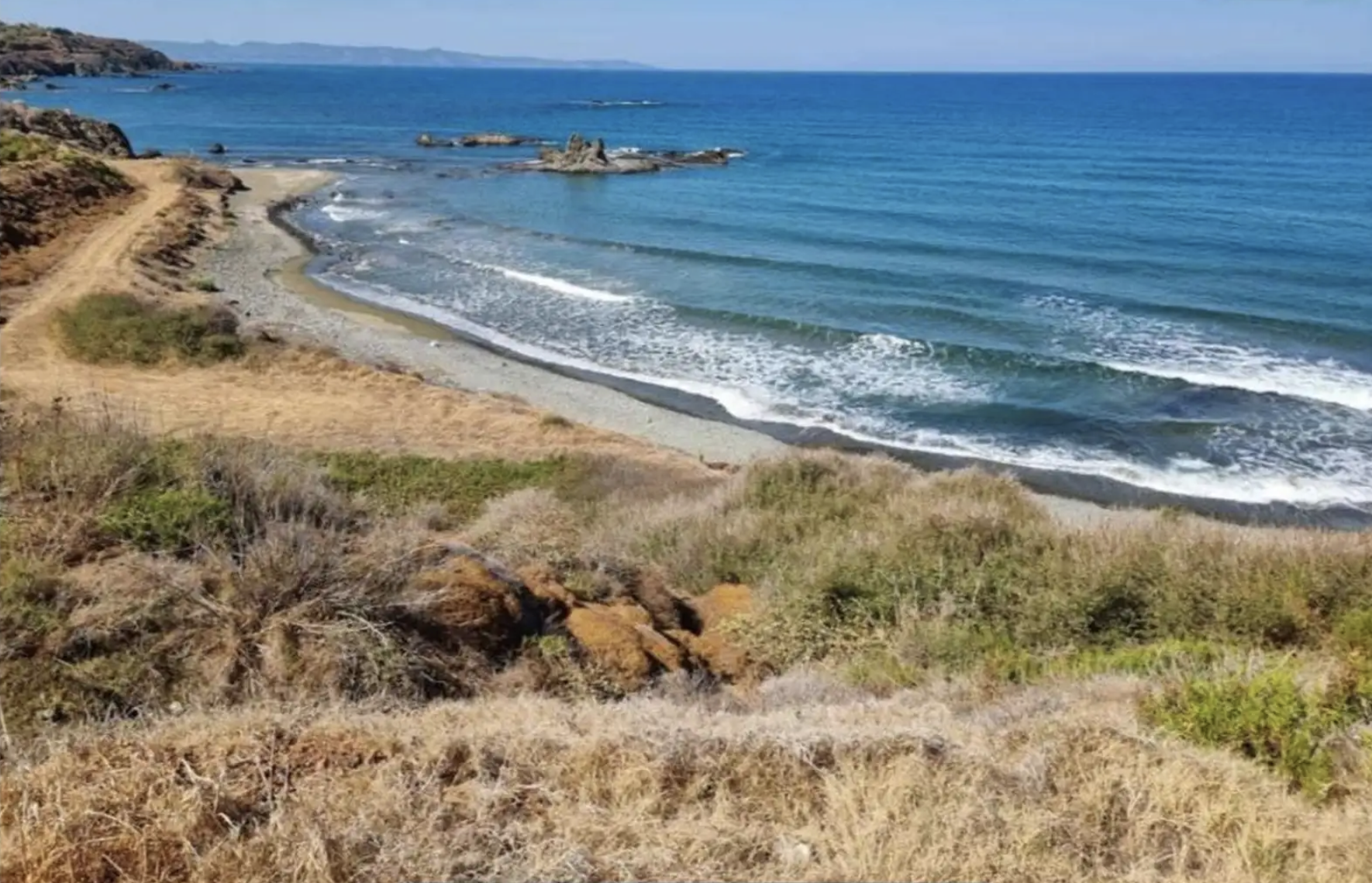 Seafront Residential Field in Pomos - 5686 m²