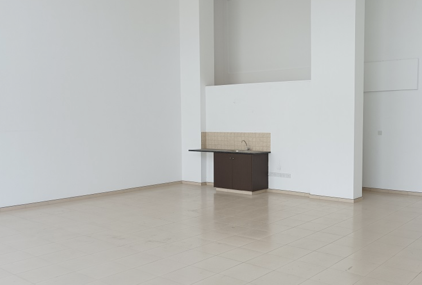 Commercial Shop - Aglantzia, Nicosia image 5