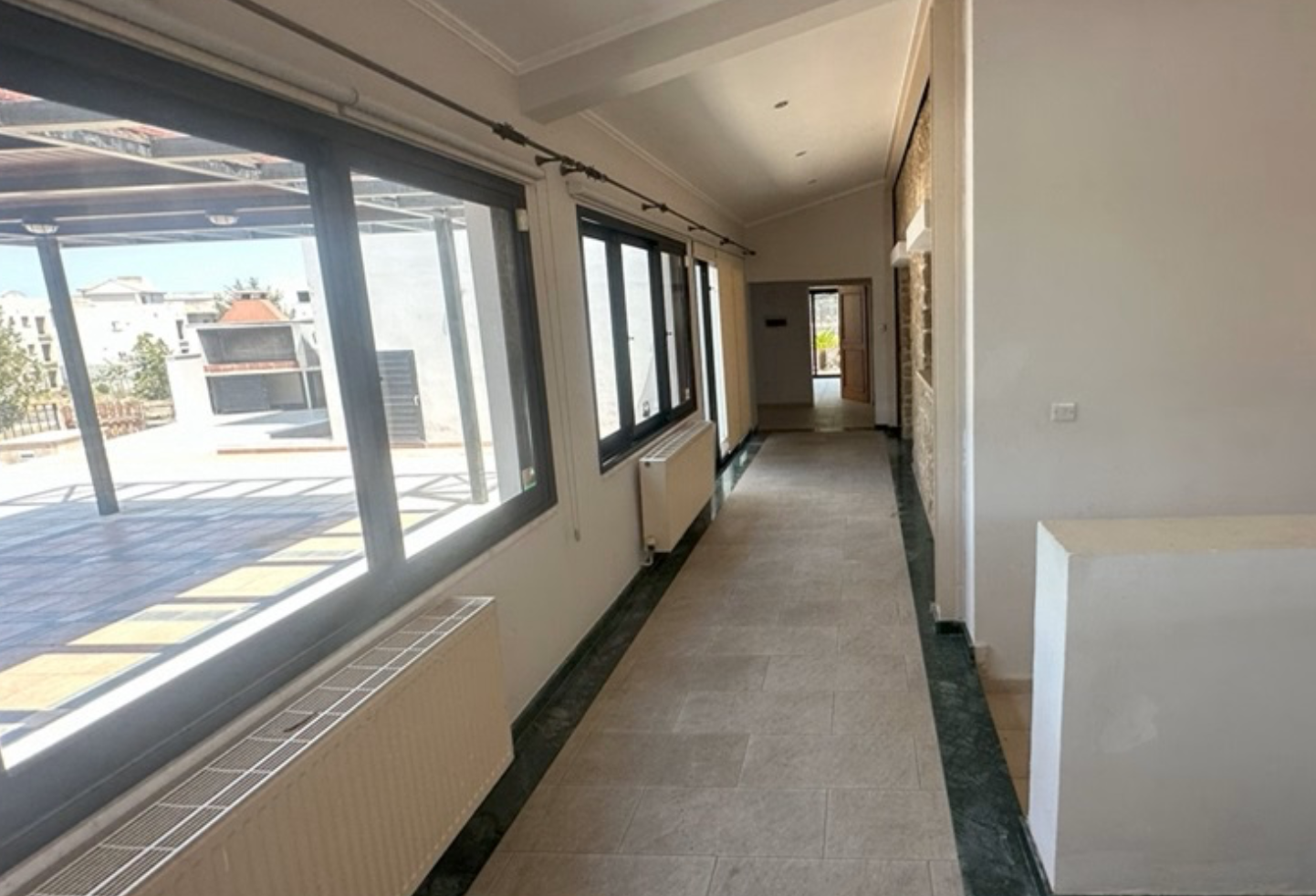 Five Bedroom House - Geroskipou, Paphos image 16