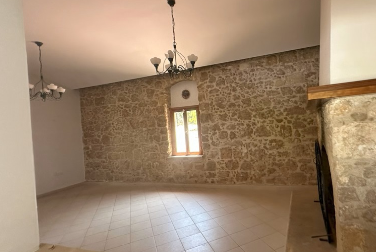 Five Bedroom House - Geroskipou, Paphos image 15