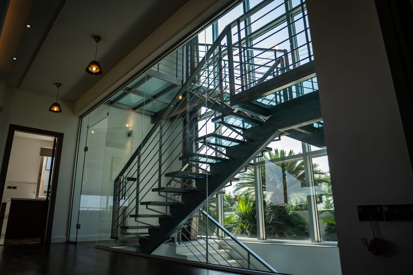 Luxury Three-Level Villa for Rent/Sale in Limassol image 12