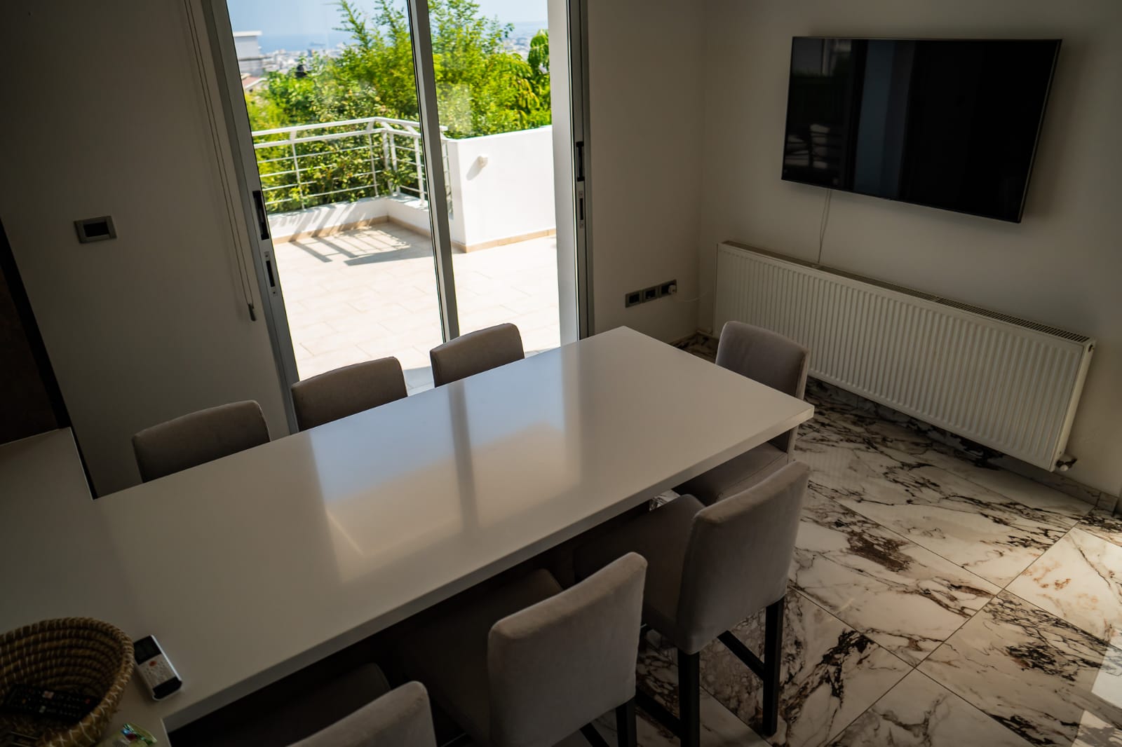 Luxury Three-Level Villa for Rent/Sale in Limassol image 4