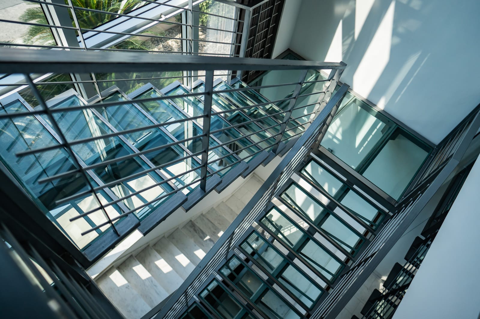 Luxury Three-Level Villa for Rent/Sale in Limassol image 15