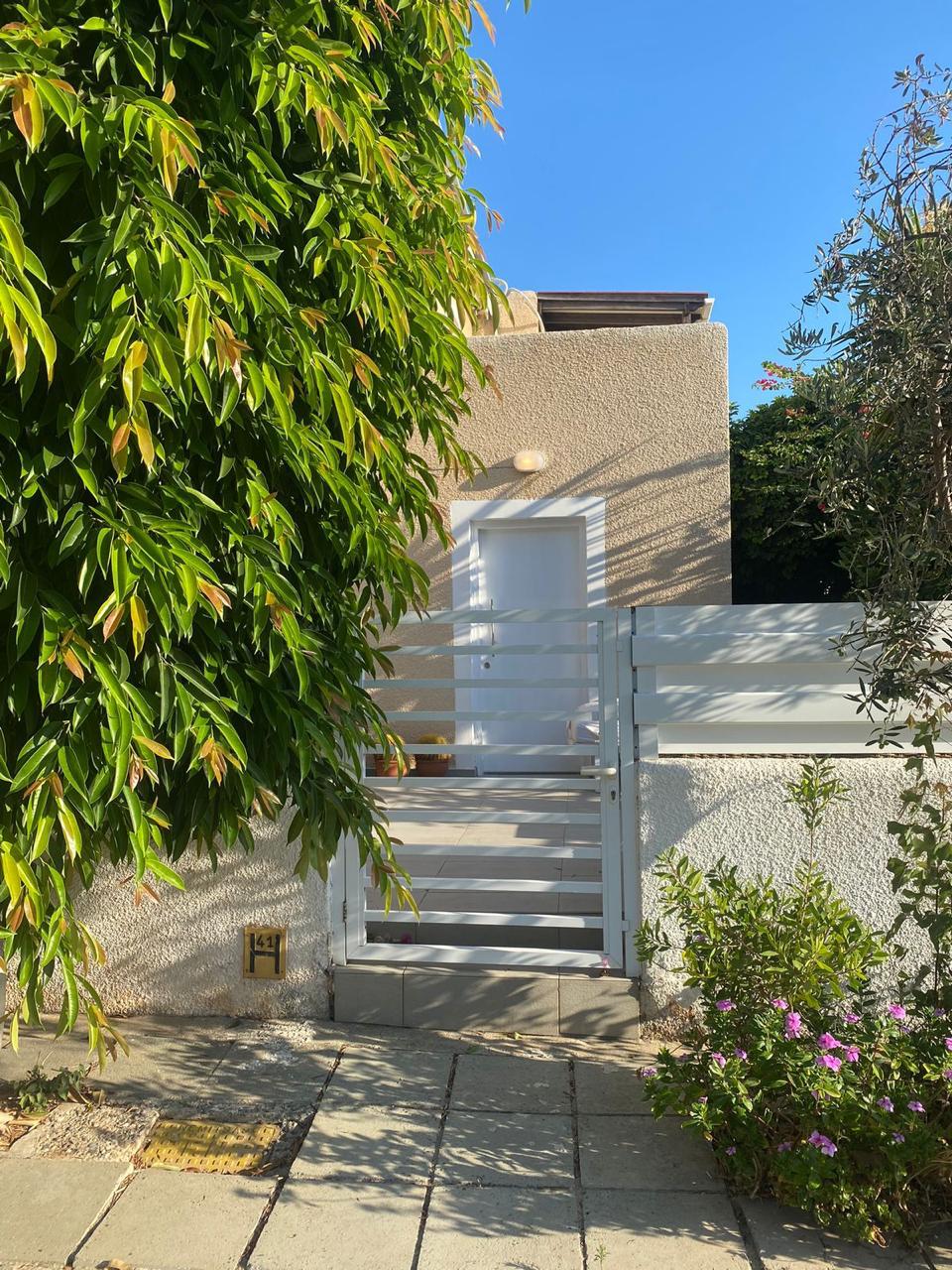 Three bedroom apartment - Famagusta, Paralimni image 14