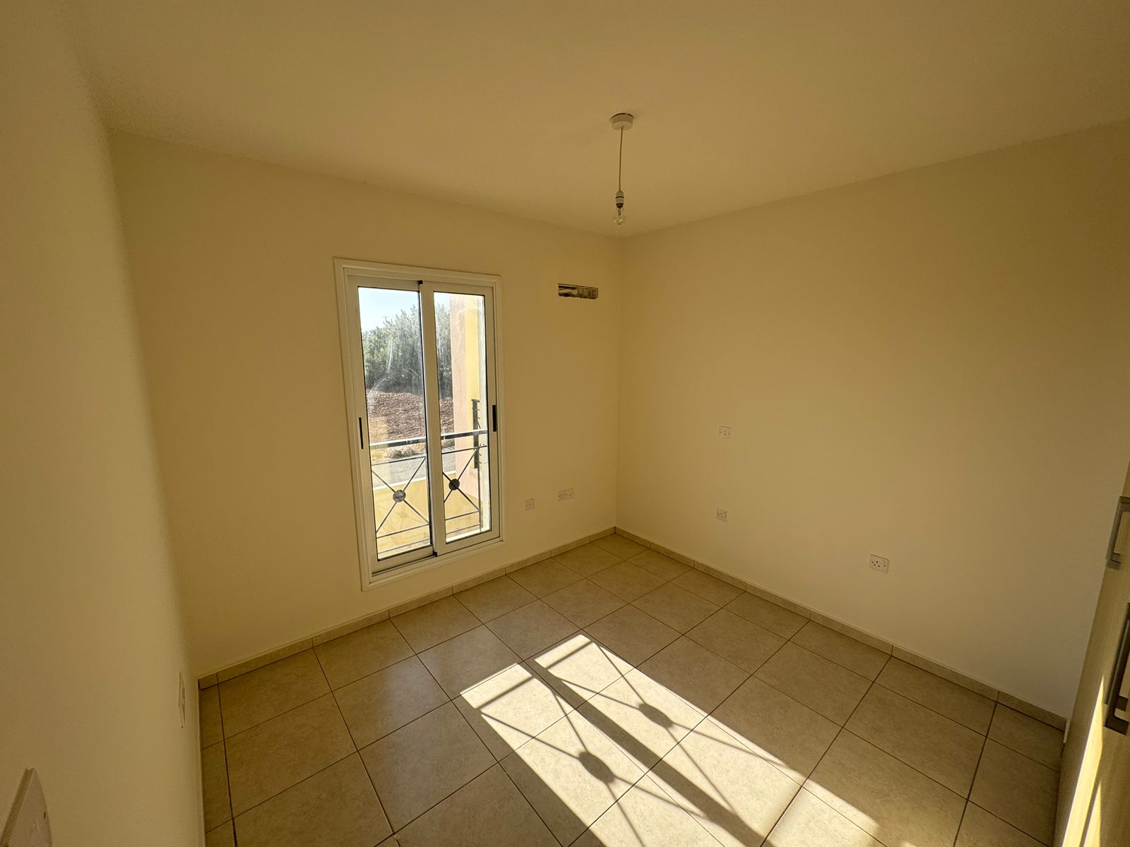One Bedroom Apartment - Mazotos, Larnaca image 4