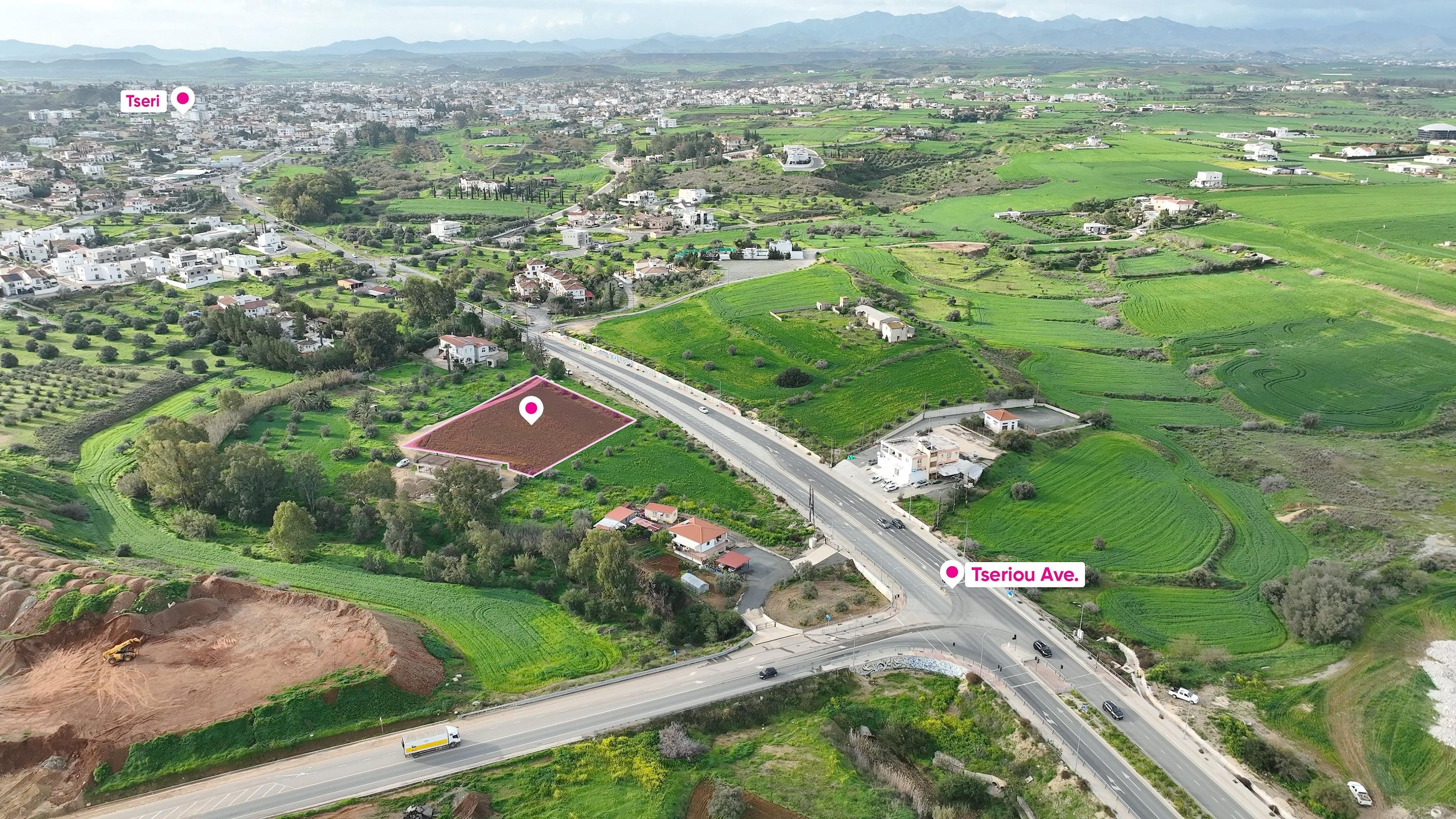 Residential field in Tseri, Nicosia image 2