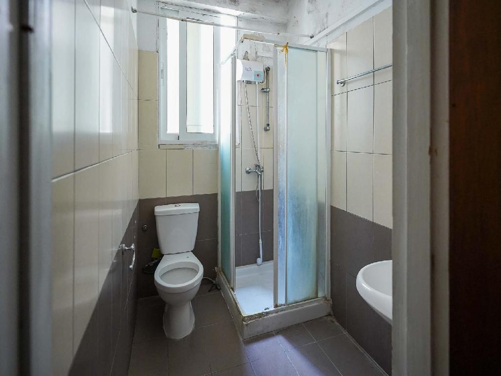 One Bedroom Apartment image 9