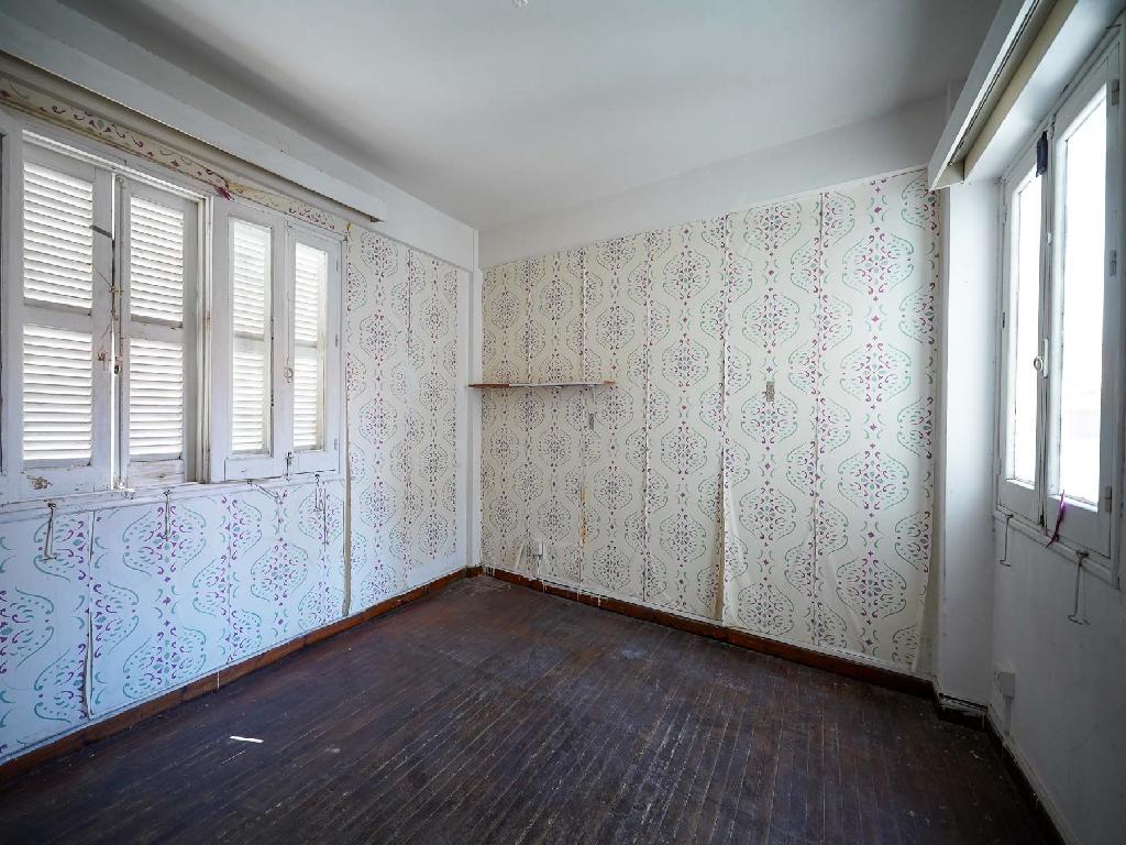 One Bedroom Apartment image 8