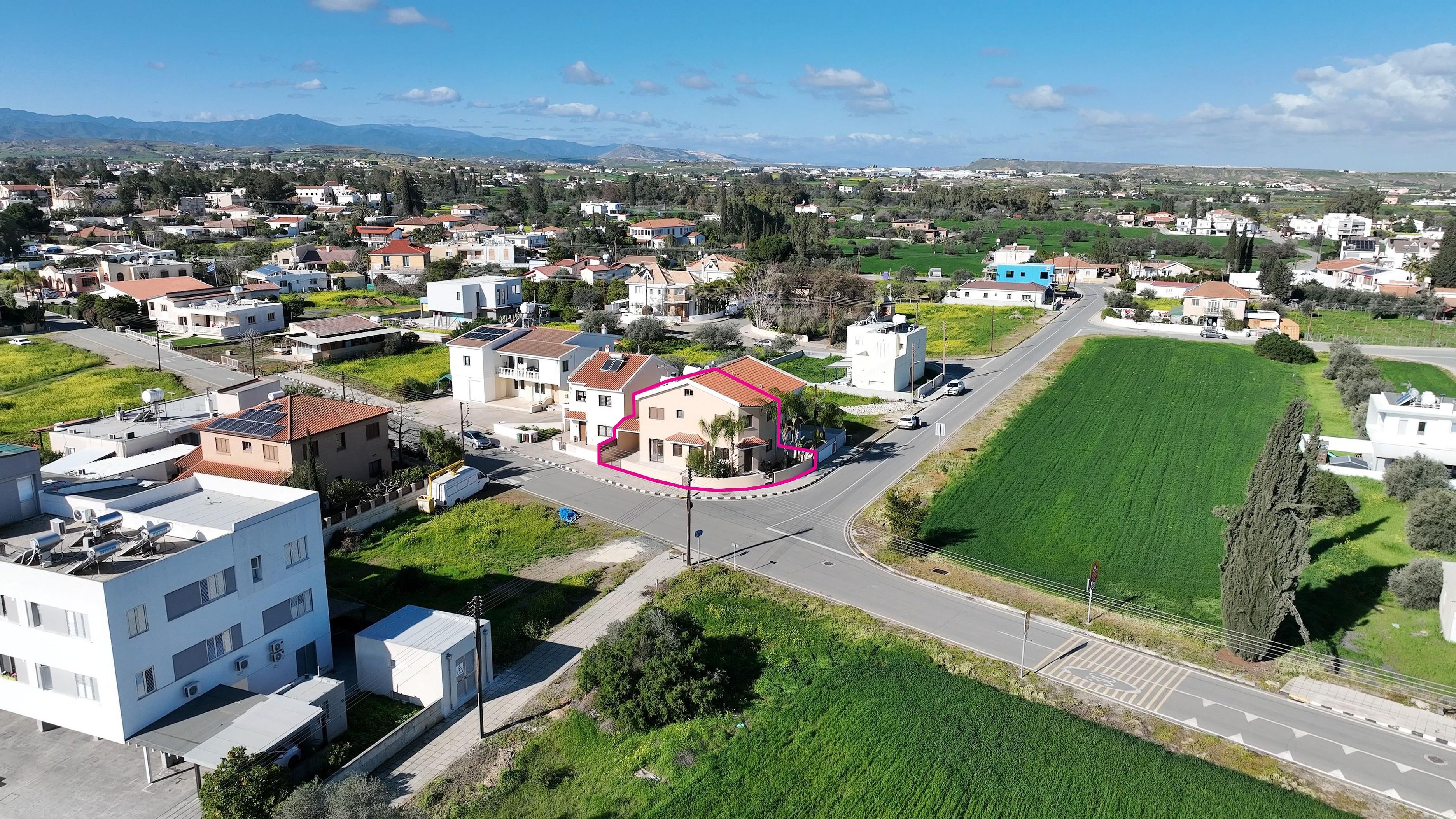 Two-Storey Semi-Detached House in Psimolofou, Nicosia image 9