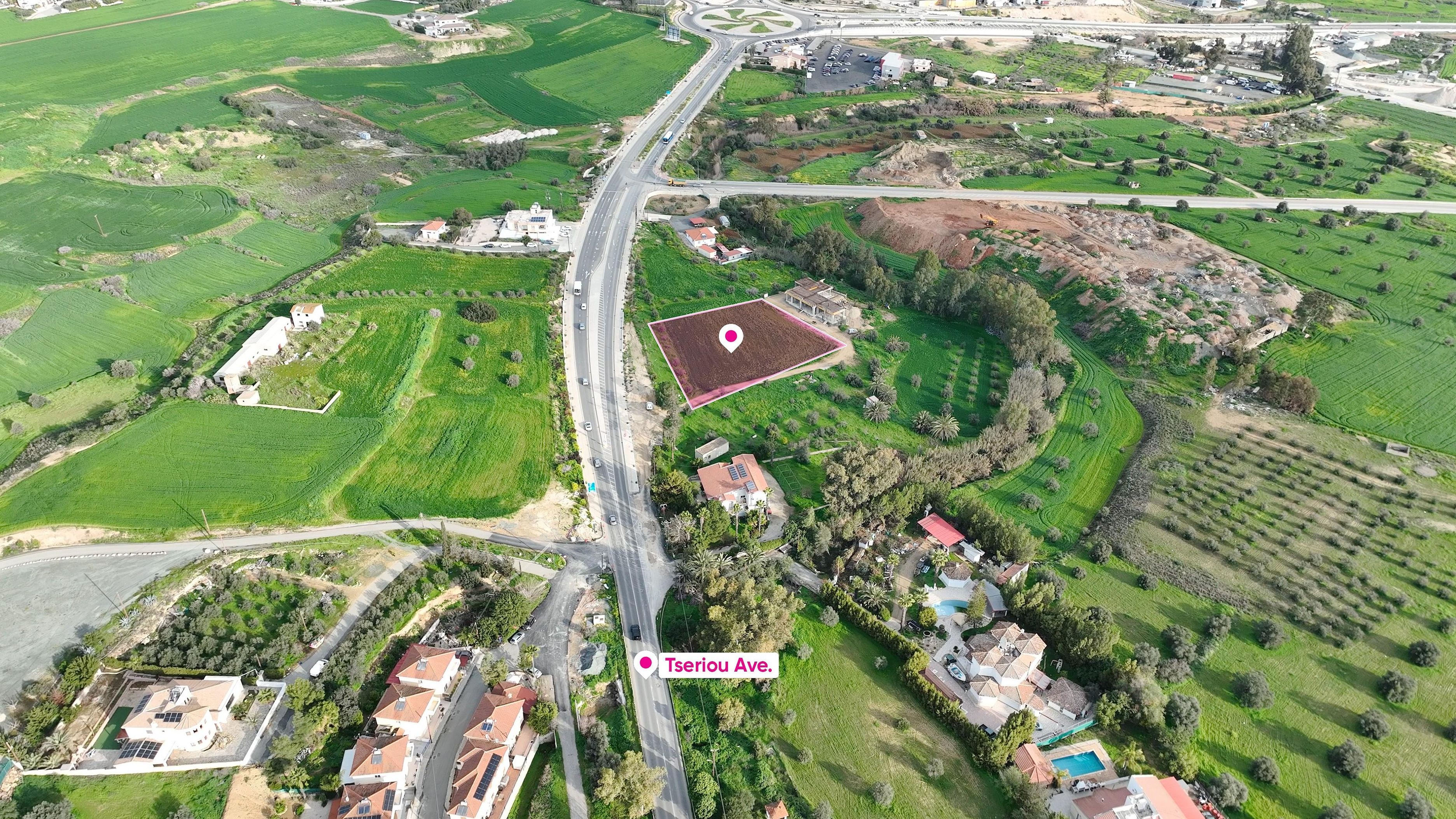 Residential field in Tseri, Nicosia image 3