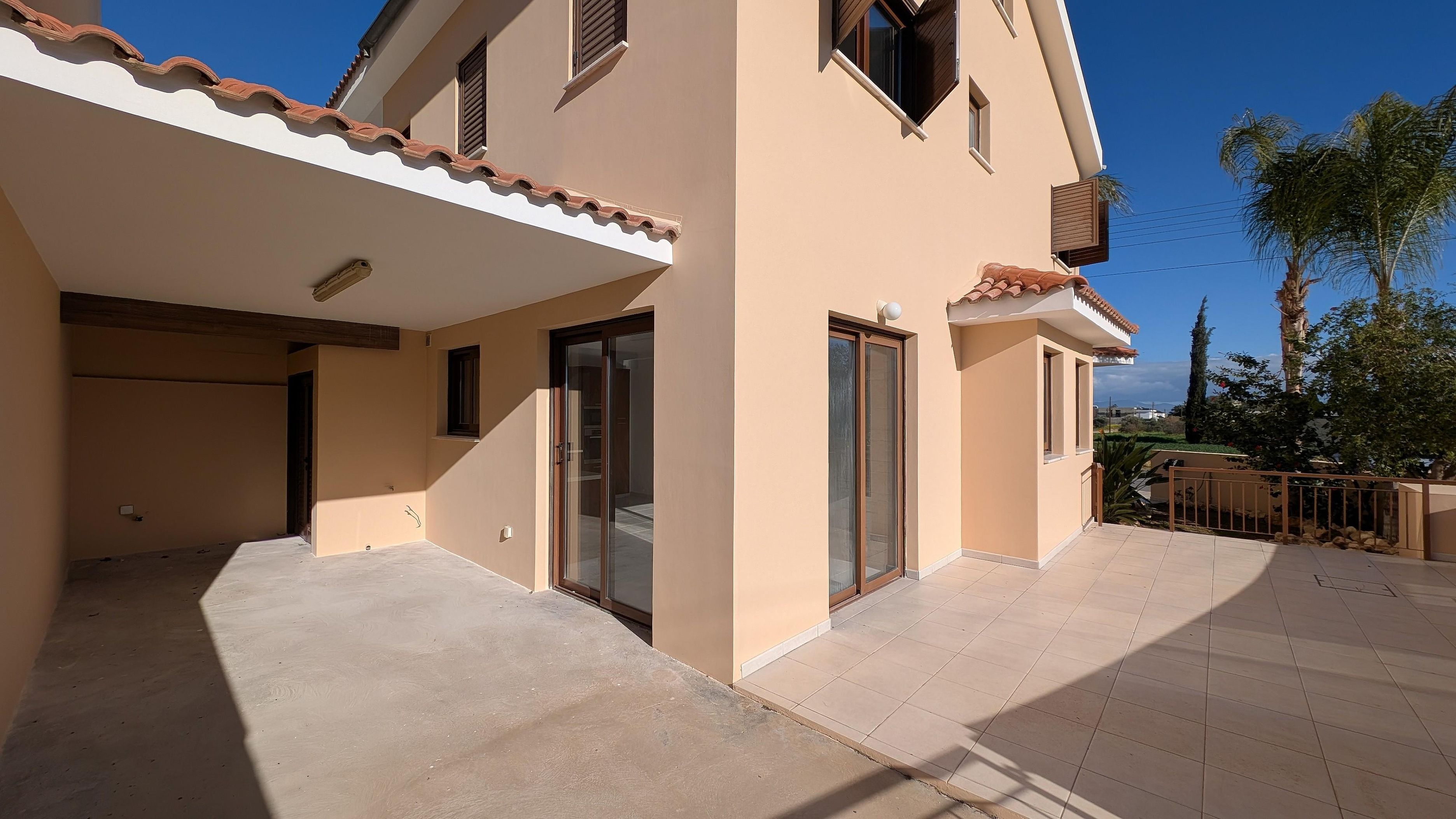 Two-Storey Semi-Detached House in Psimolofou, Nicosia image 14