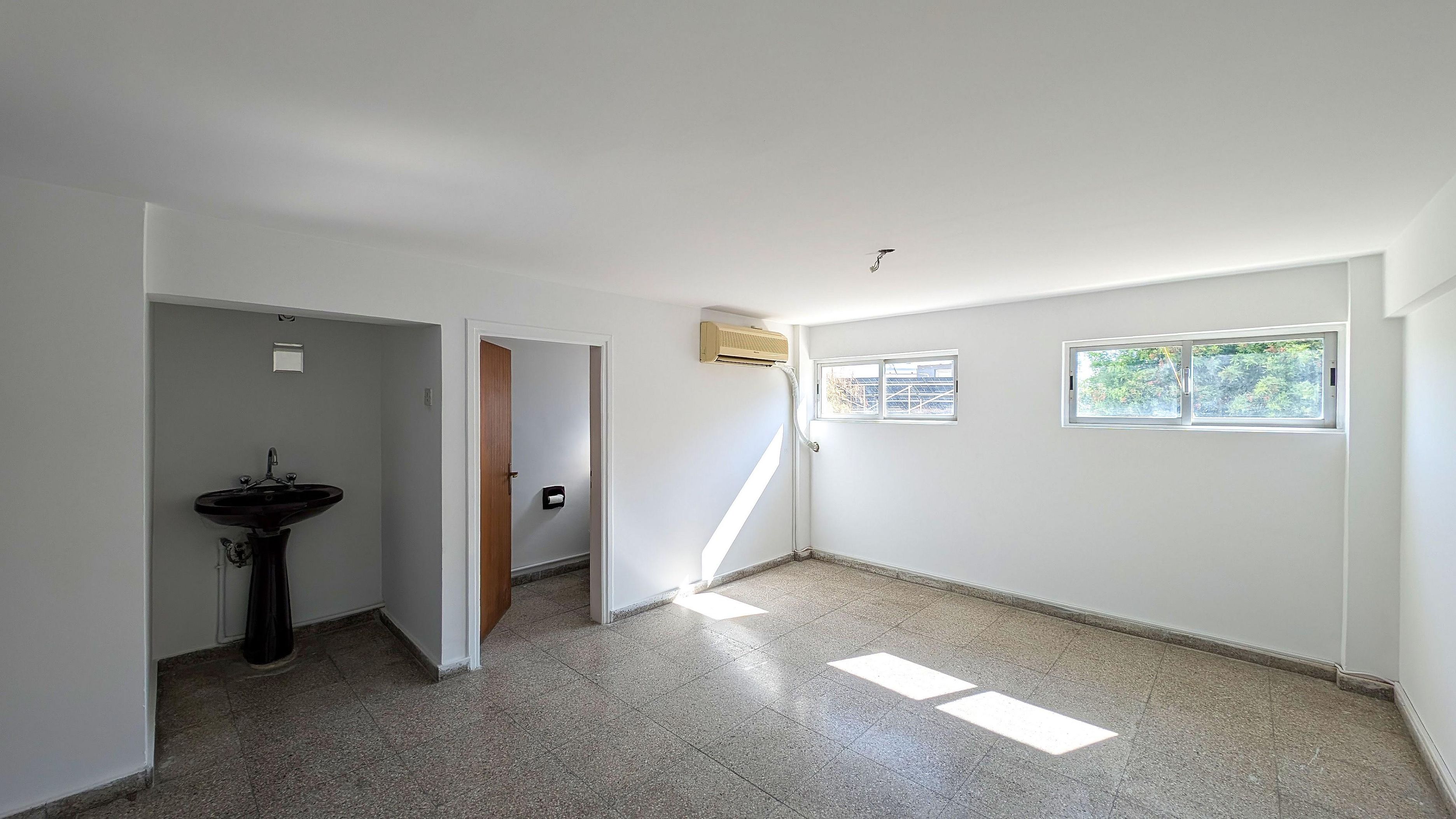 Retail Shop - Agios Georgios, Limassol image 15