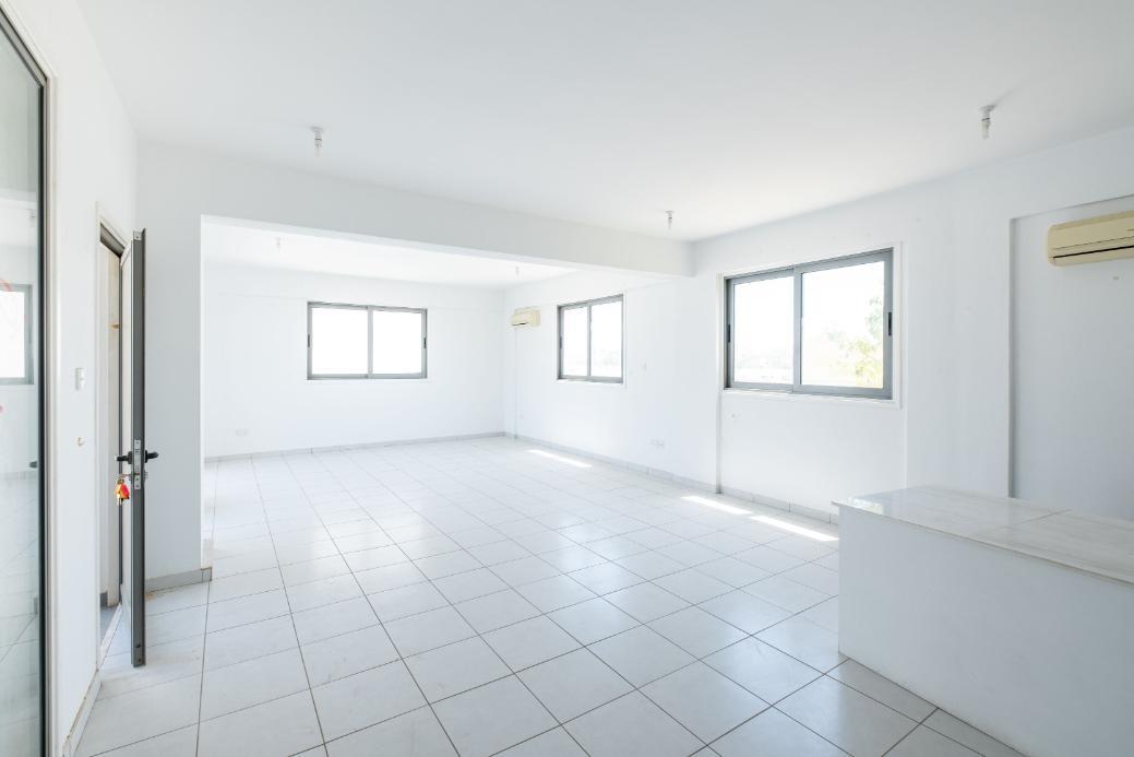 Office & Shop - Voroklini, Larnaca image 12