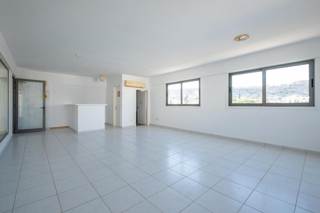 Office & Shop - Voroklini, Larnaca image 4