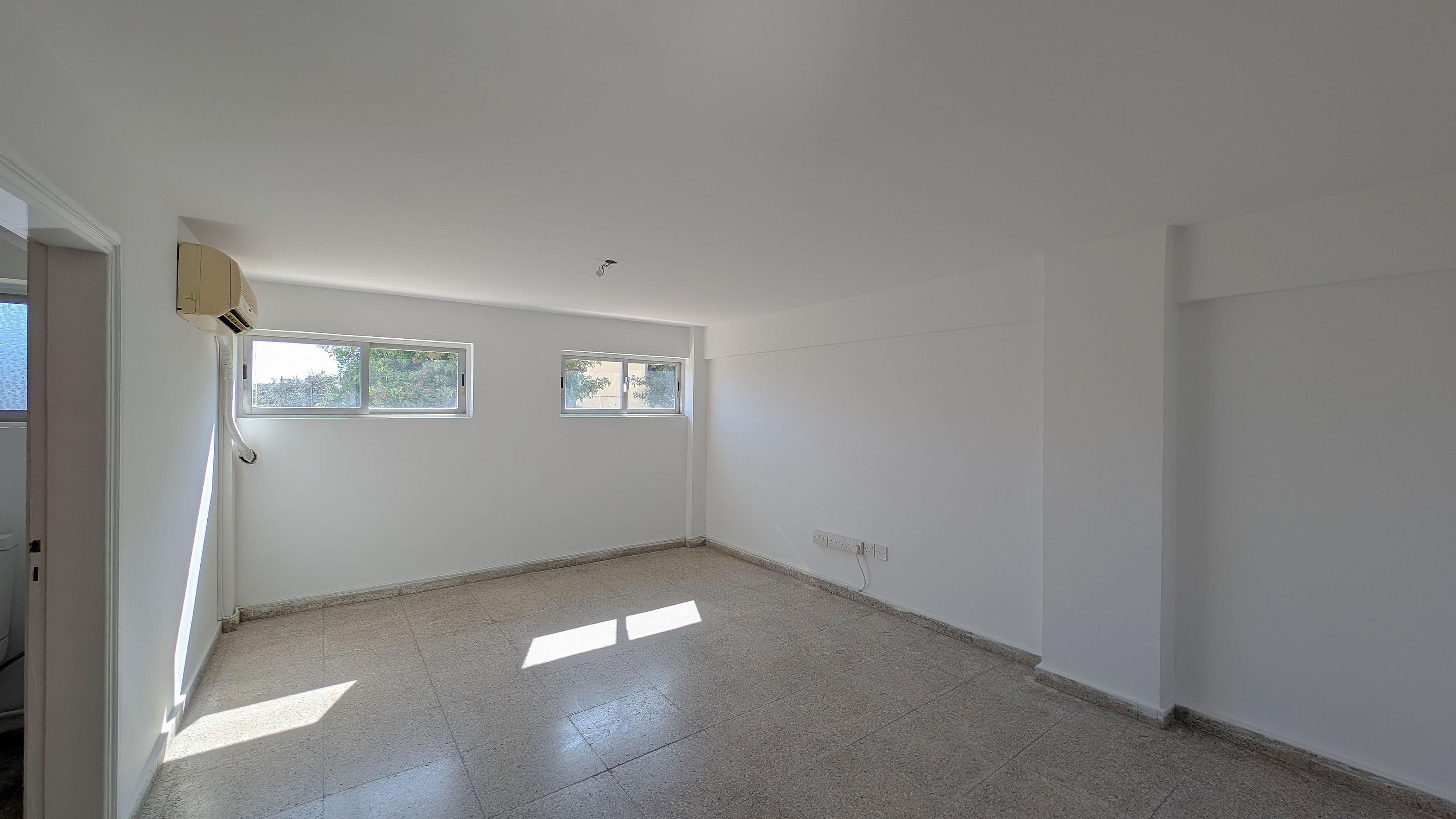 Retail Shop - Agios Georgios, Limassol image 9