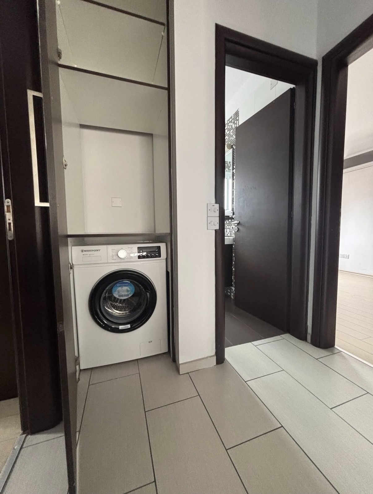 Two Bedroom Apartment - Dasoupoli, Nicosia image 12