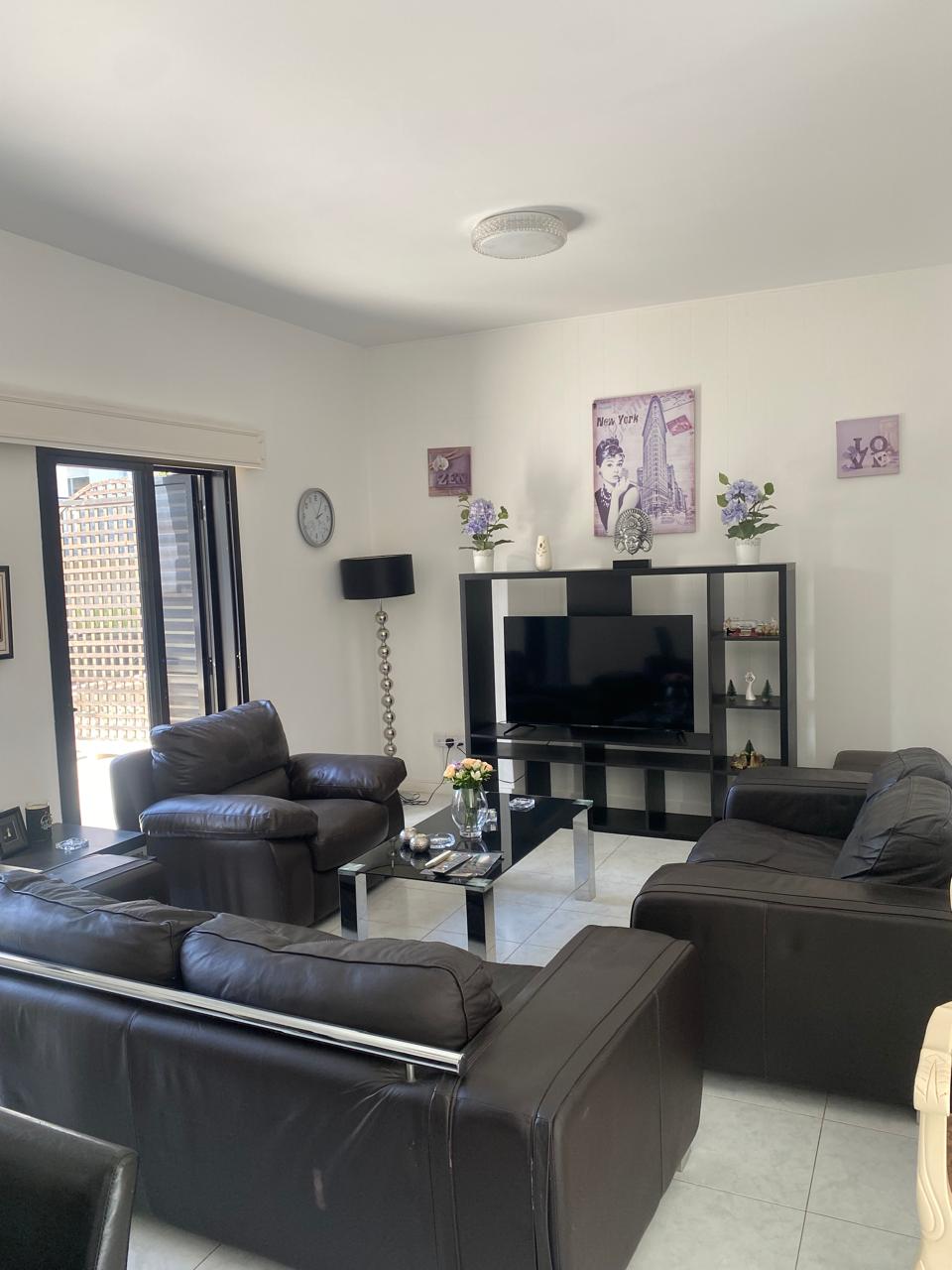 Three Bedroom House - Neapolis, Limassol image 20