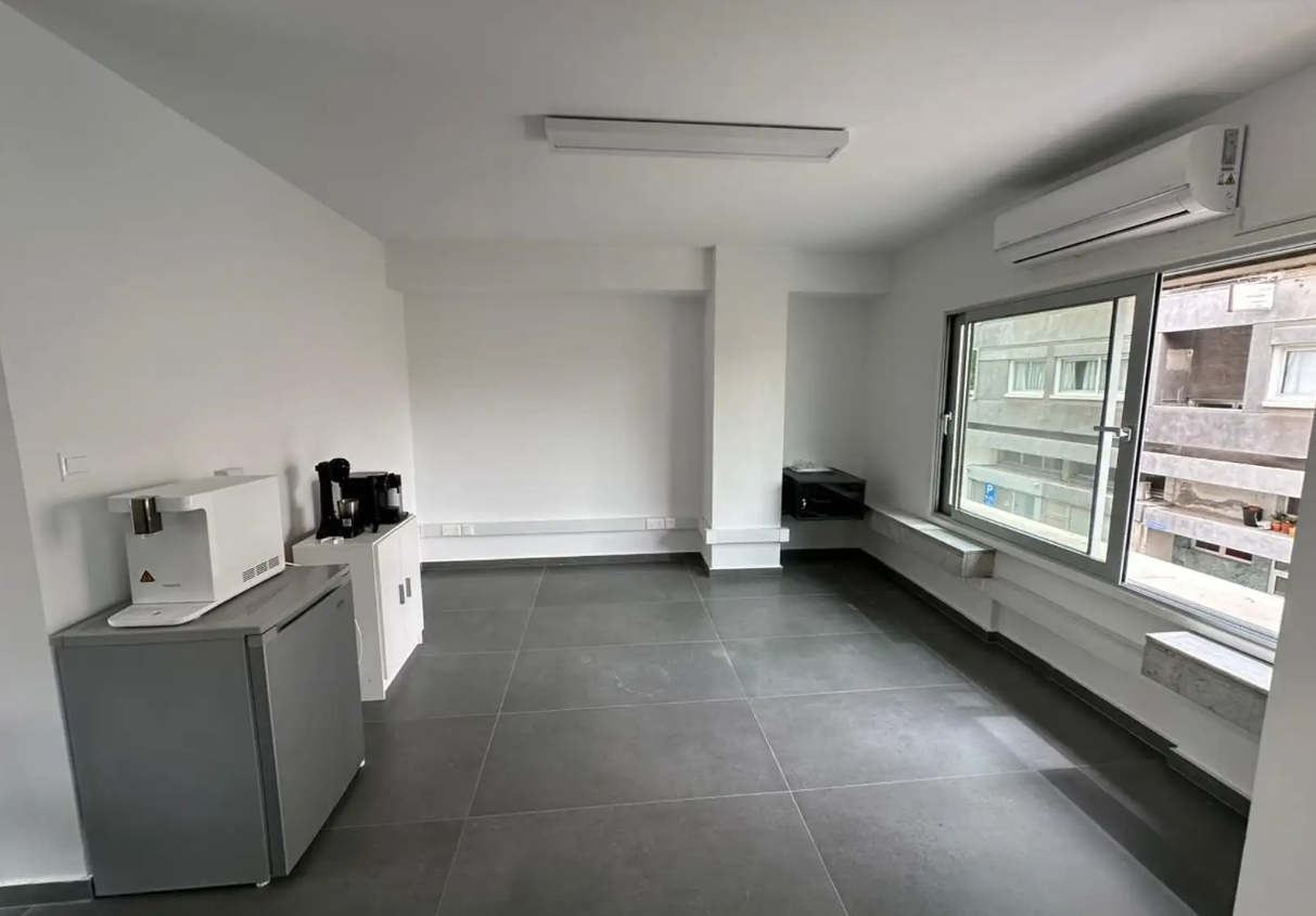 Office Unit, Trypiotis, Nicosia image 8