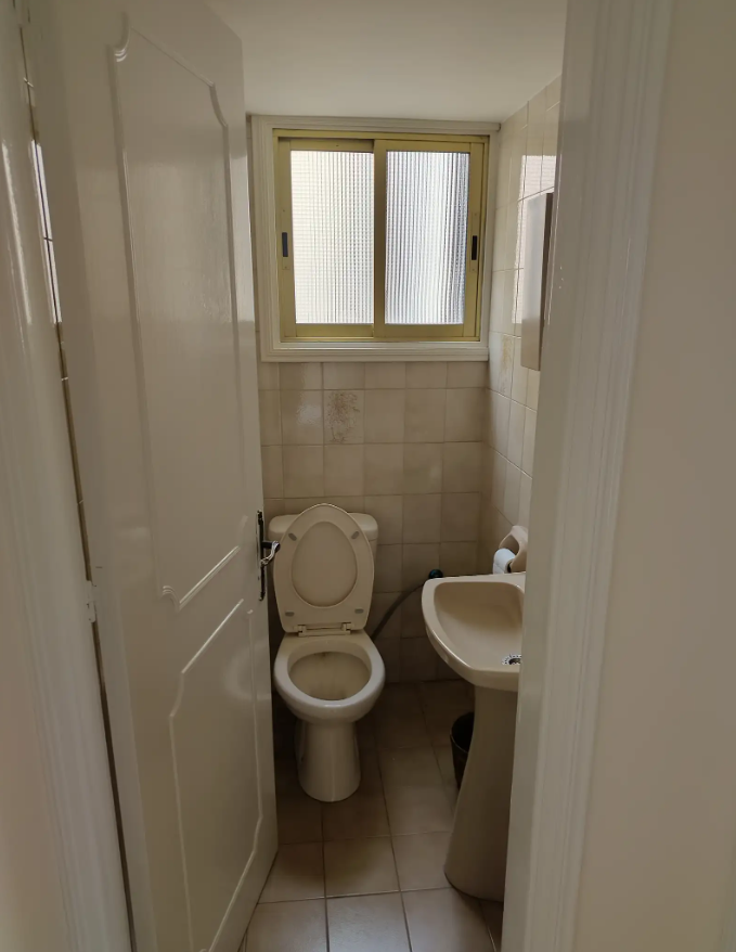 Three Bedroom Apartment - Dasoupoli, Nicosia image 9