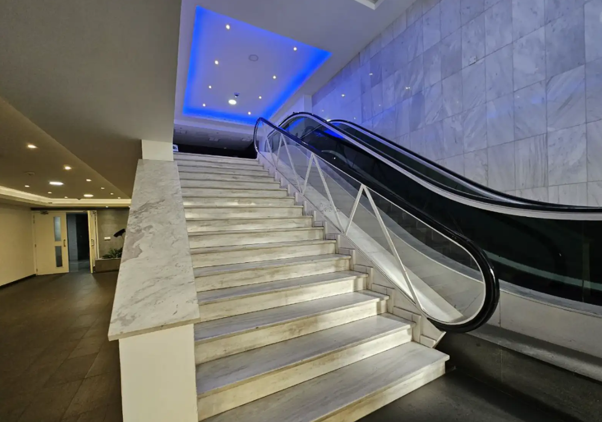 Two Bedroom Apartment - Mesa Geitonia, Limassol image 15