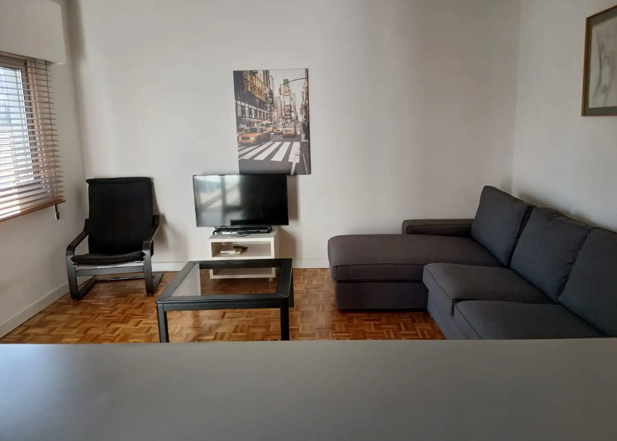 One Bedroom Apartment - Agioi Omologites image 3