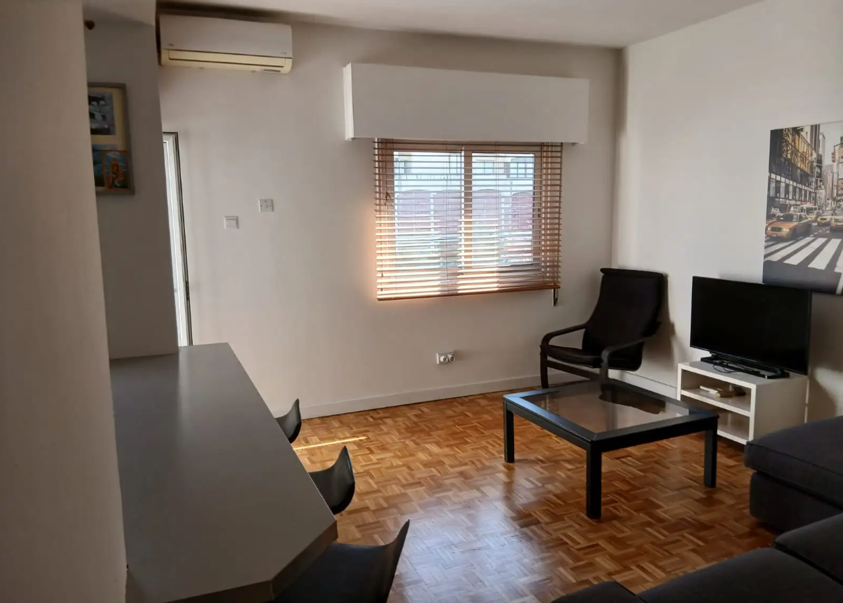 One Bedroom Apartment - Agioi Omologites image 5