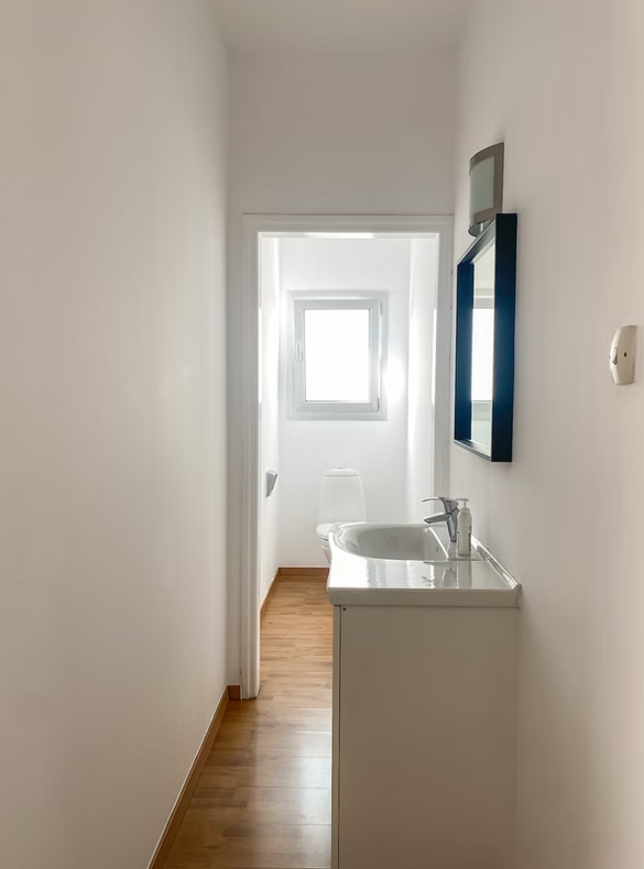 Three Bedroom Apartment - Agioi Omologites, Nicosia image 9