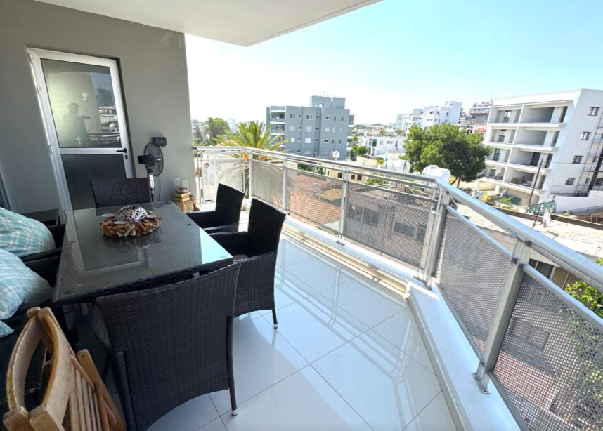 Two Bedroom Retire Apartment - Lykavittos, Nicosia image 2
