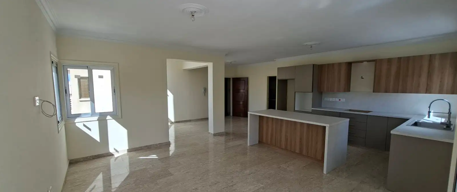 4 Bedroom Apartment - Agioi Omologites, Nicosia image 3