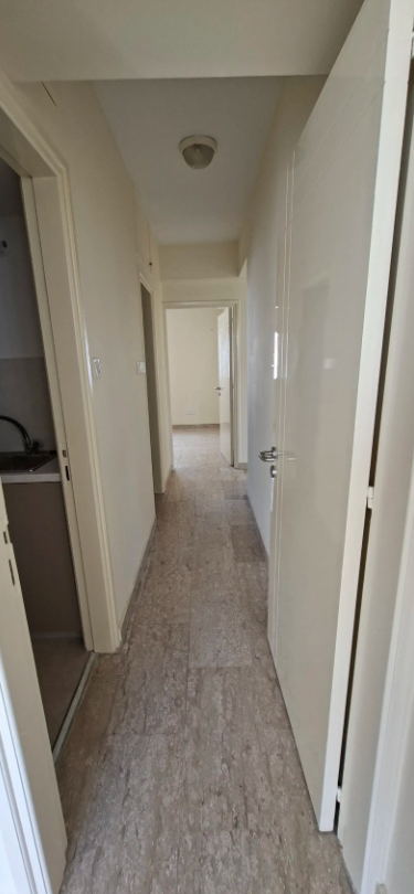 4 Bedroom Apartment - Agioi Omologites, Nicosia image 6