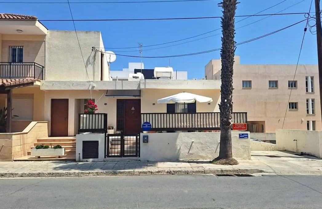 3 Bedroom House - Makedonitissa, Nicosia image 7