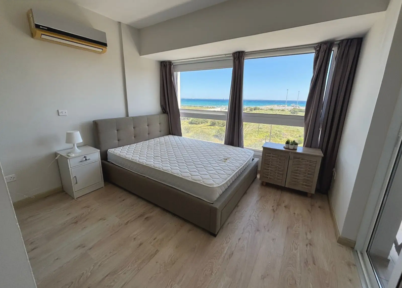 Two Bedroom Penthouse - Harbor, Larnaca