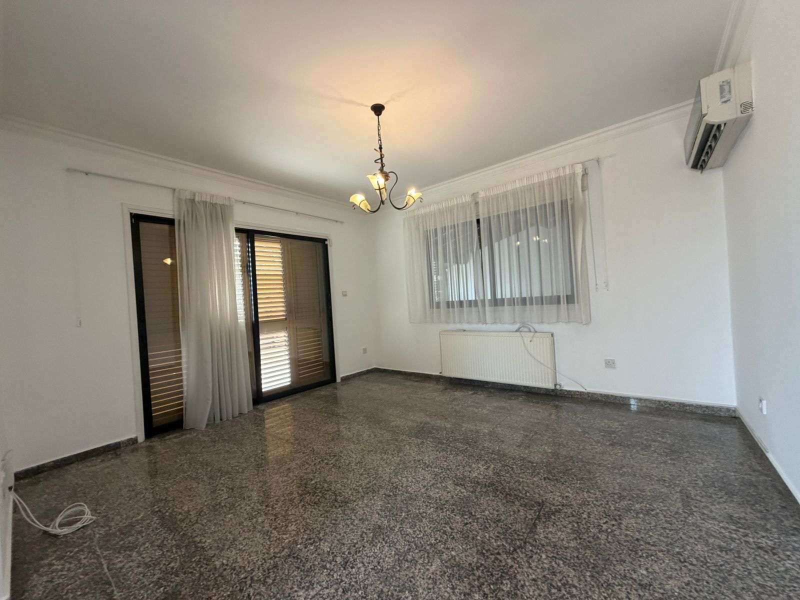 Five Bedroom Villa house - Egkomi Makedonitissa, Nicosia image 40