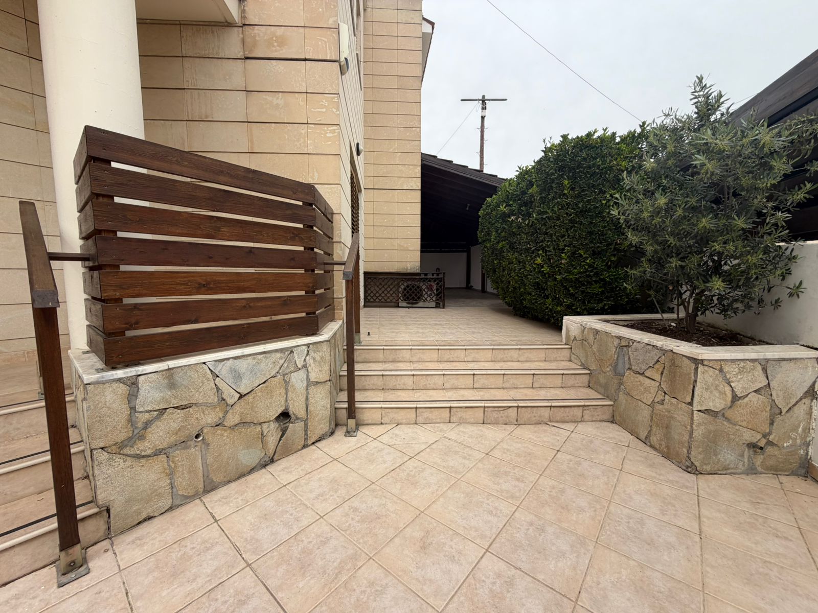 Five Bedroom Villa house - Egkomi Makedonitissa, Nicosia image 16