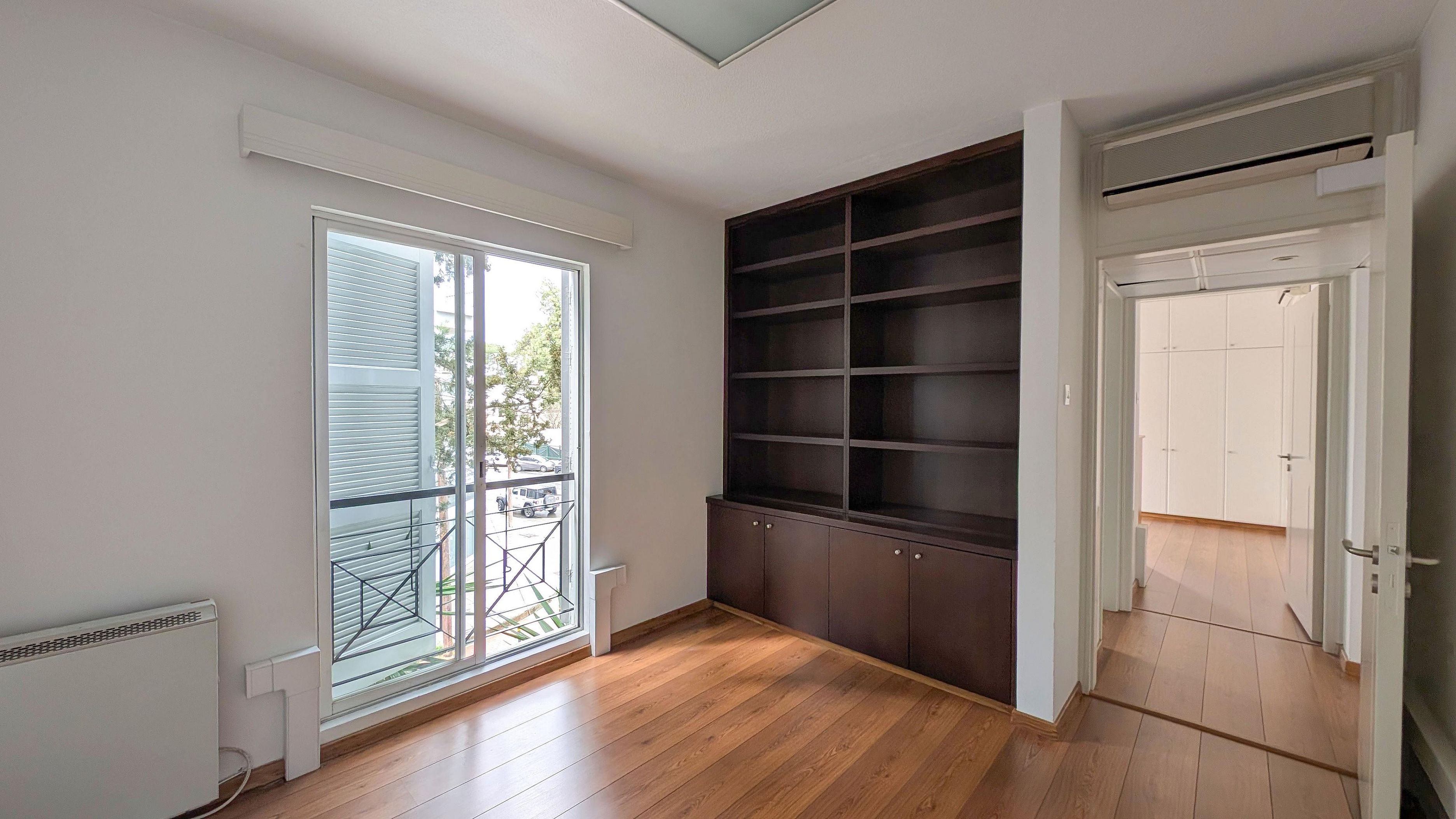 Three Bedroom-Apartment(Agios Andreas, Nicosia) image 6