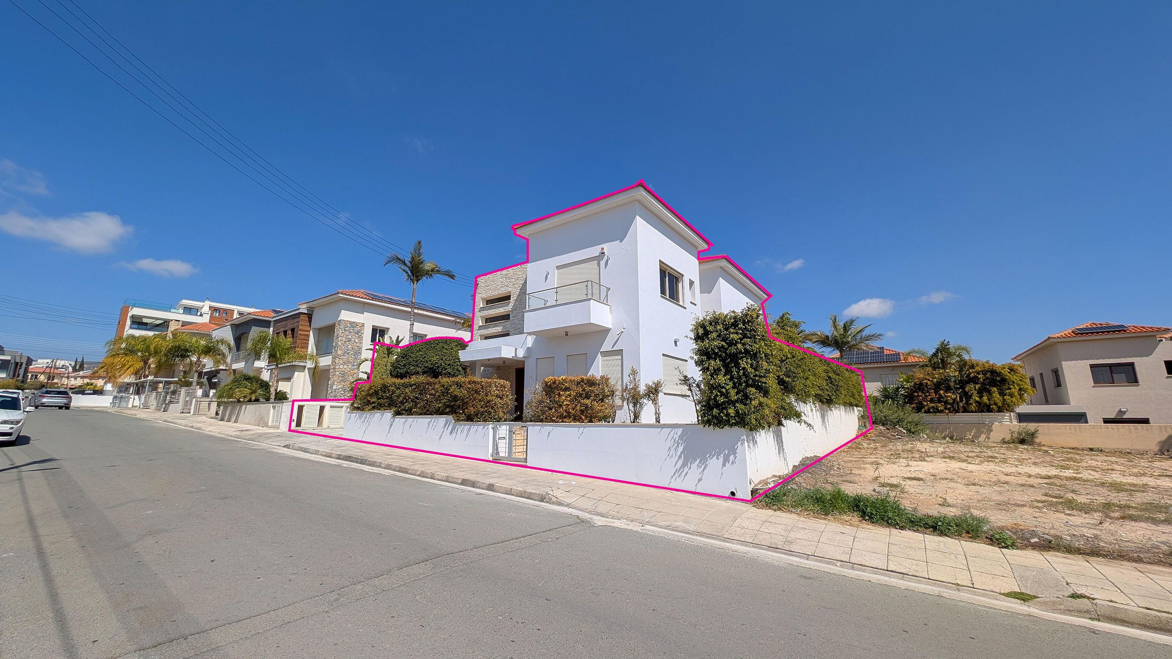 Four-Bedroom Home-Agios Athanasios, Limassol