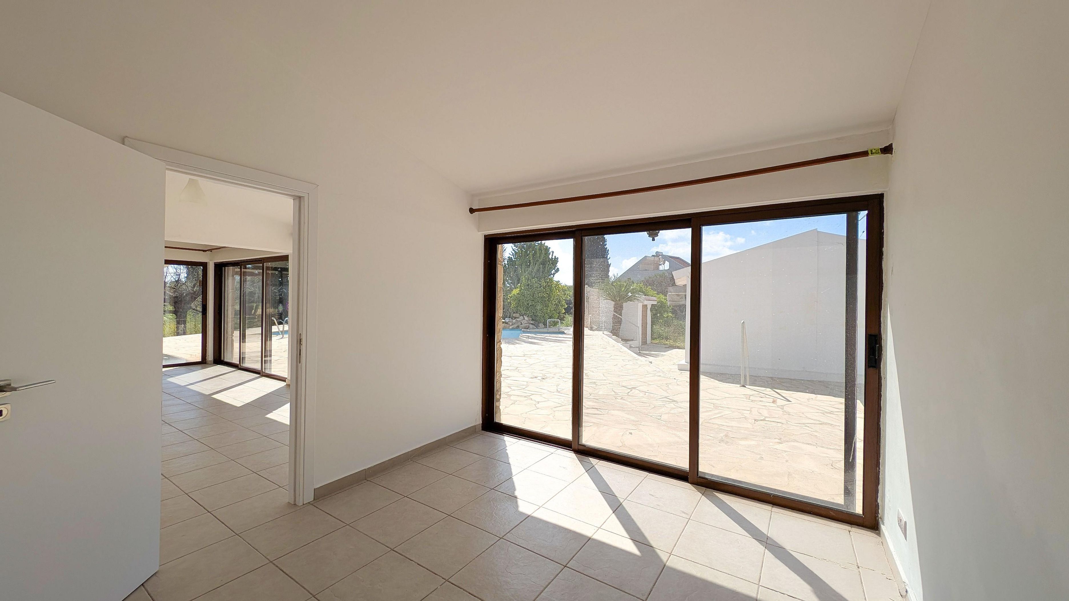 Three-Bedroom House with Ancillary Studio in Koloni, Paphos image 6