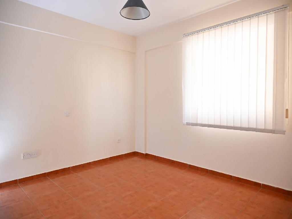 Two Bedroom-Flat-Larnaca(Pervolia) image 8