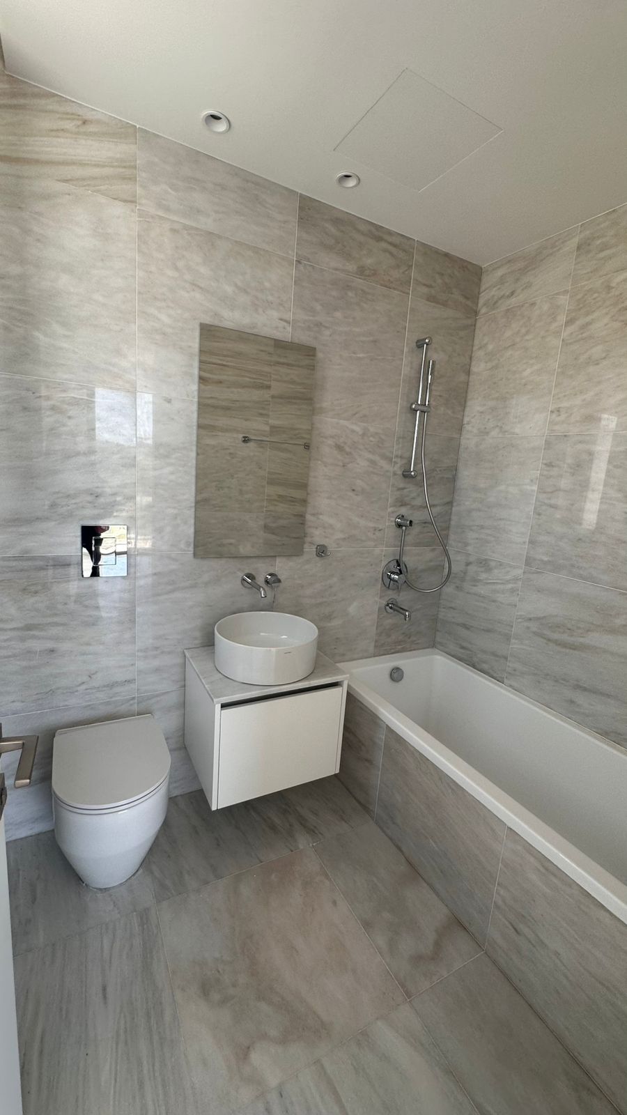 Three Bedroom Apartment-Limasso(Agios Tychonas) image 3