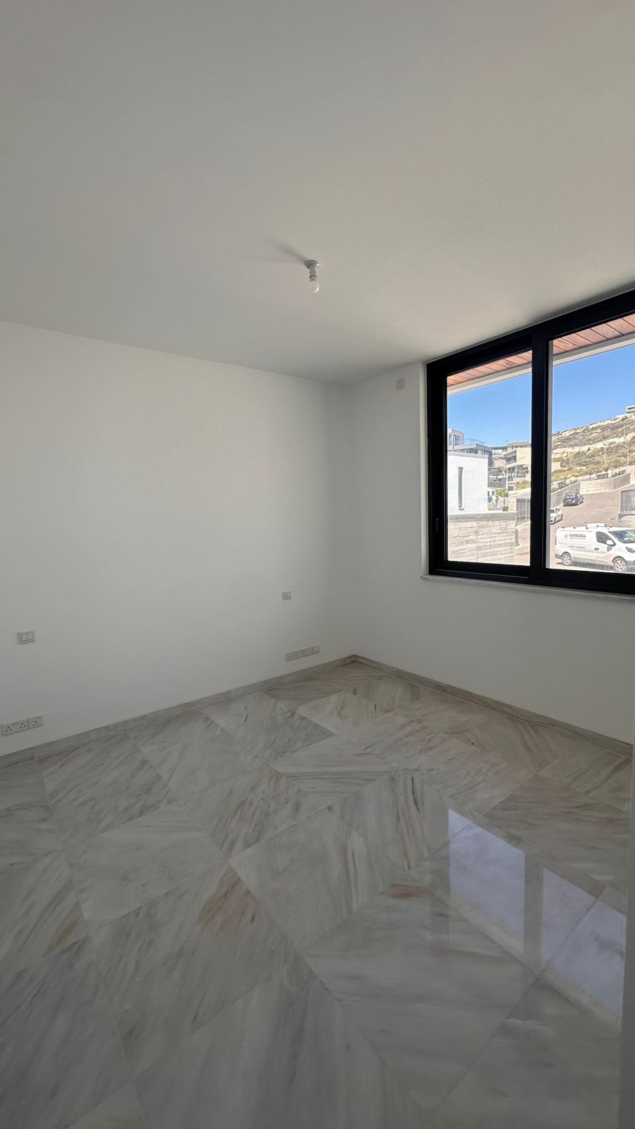 Three Bedroom Apartment-Limasso(Agios Tychonas) image 4