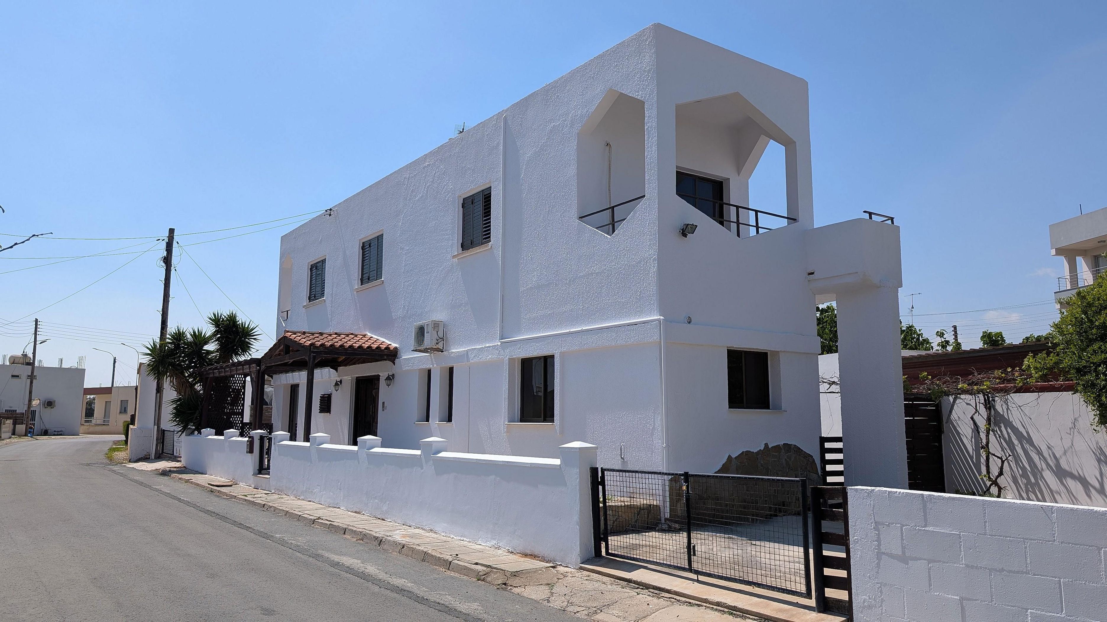 Three-bedroom House in Deryneia, Ammochostos