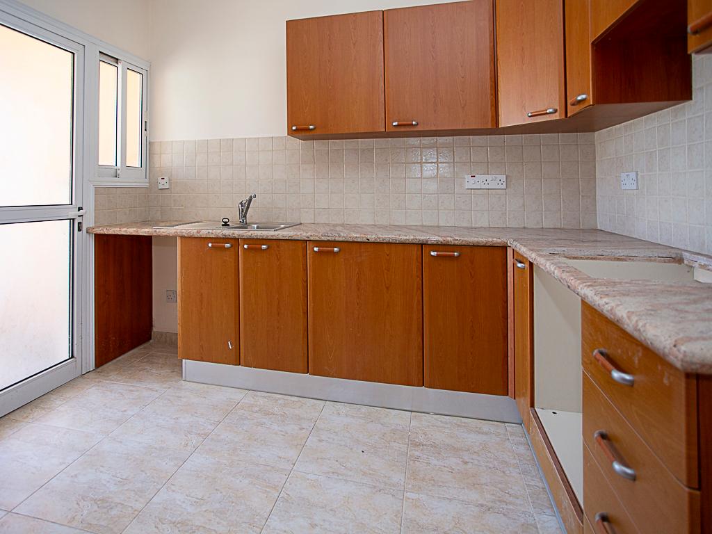 Two Bedroom Apartment - Chloraka, Paphos image 12