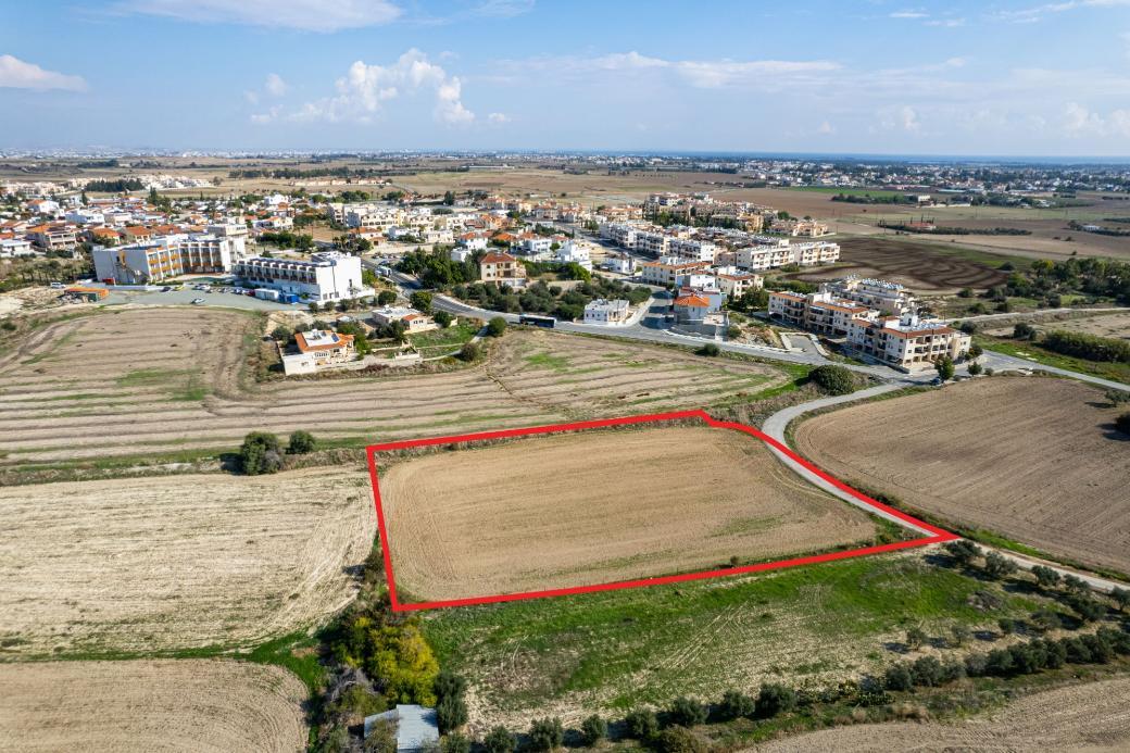 Residential Field - Tersefanou, Larnaca image 4