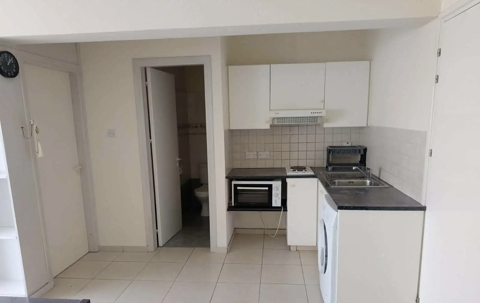 One Bedroom Apartment - Aglantzia, Nicosia image 4