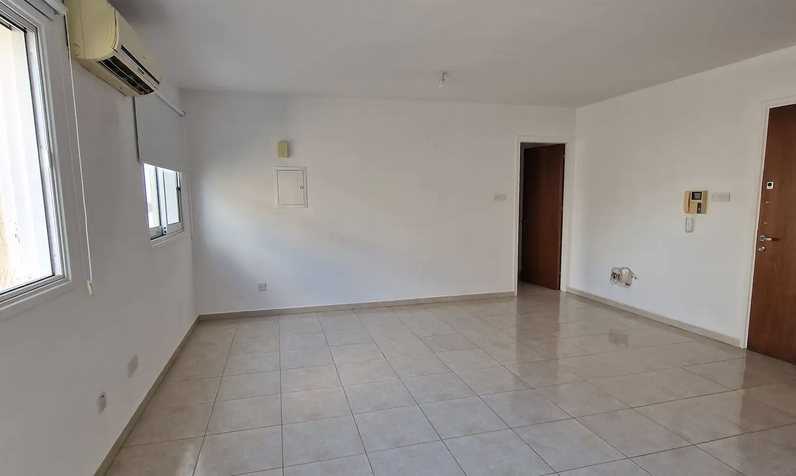 One Bedroom Apartment - Lakatamia, Nicosia image 4