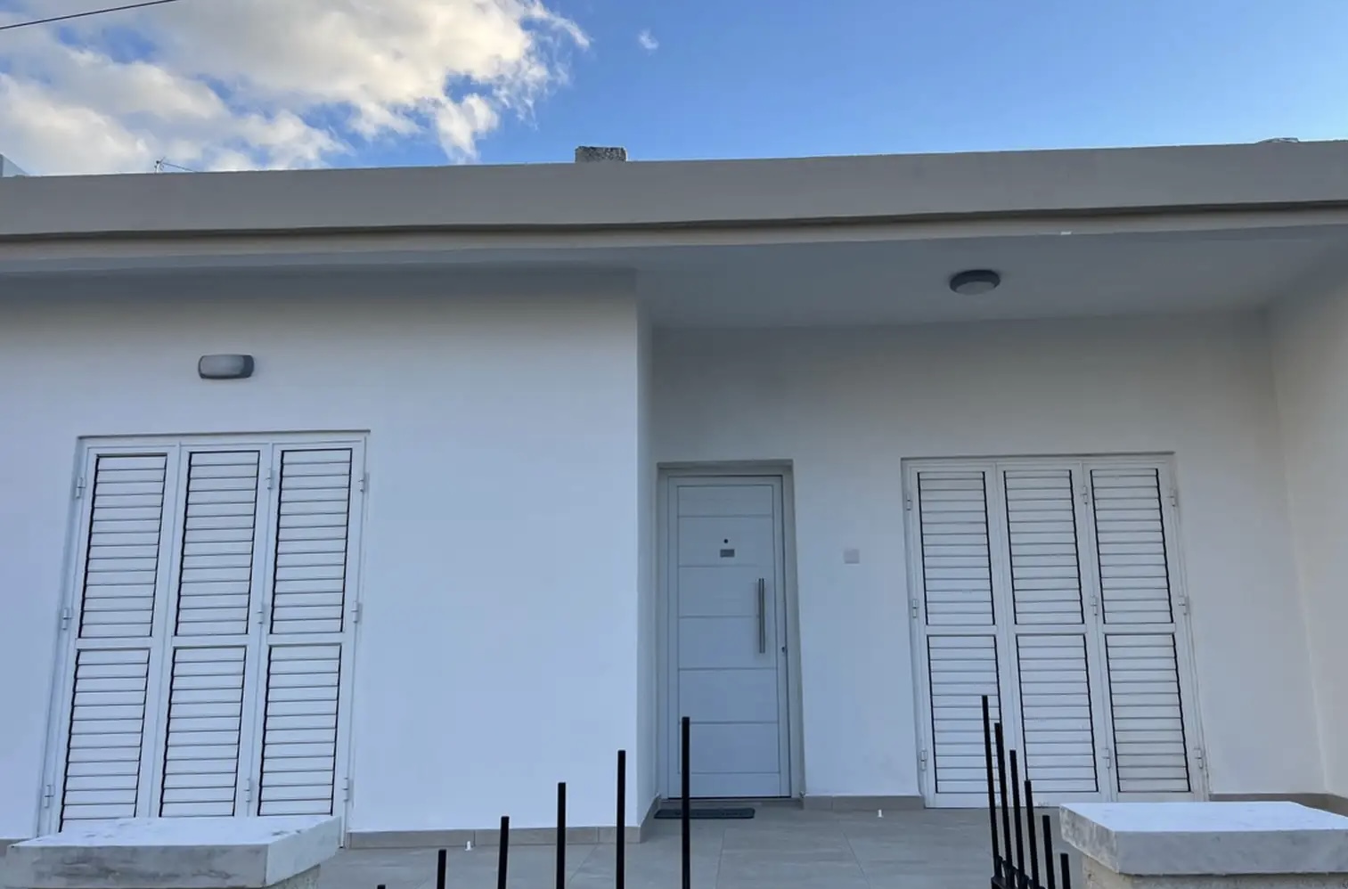 Two bedroom ground floor house for rent in Engomi, Nicosia image 5