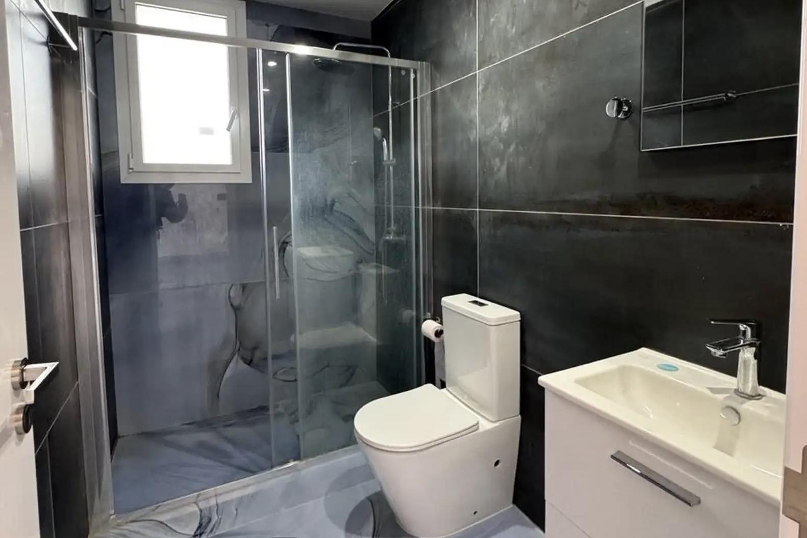Two bedroom apartment for rent in Strovolos, Nicosia image 4