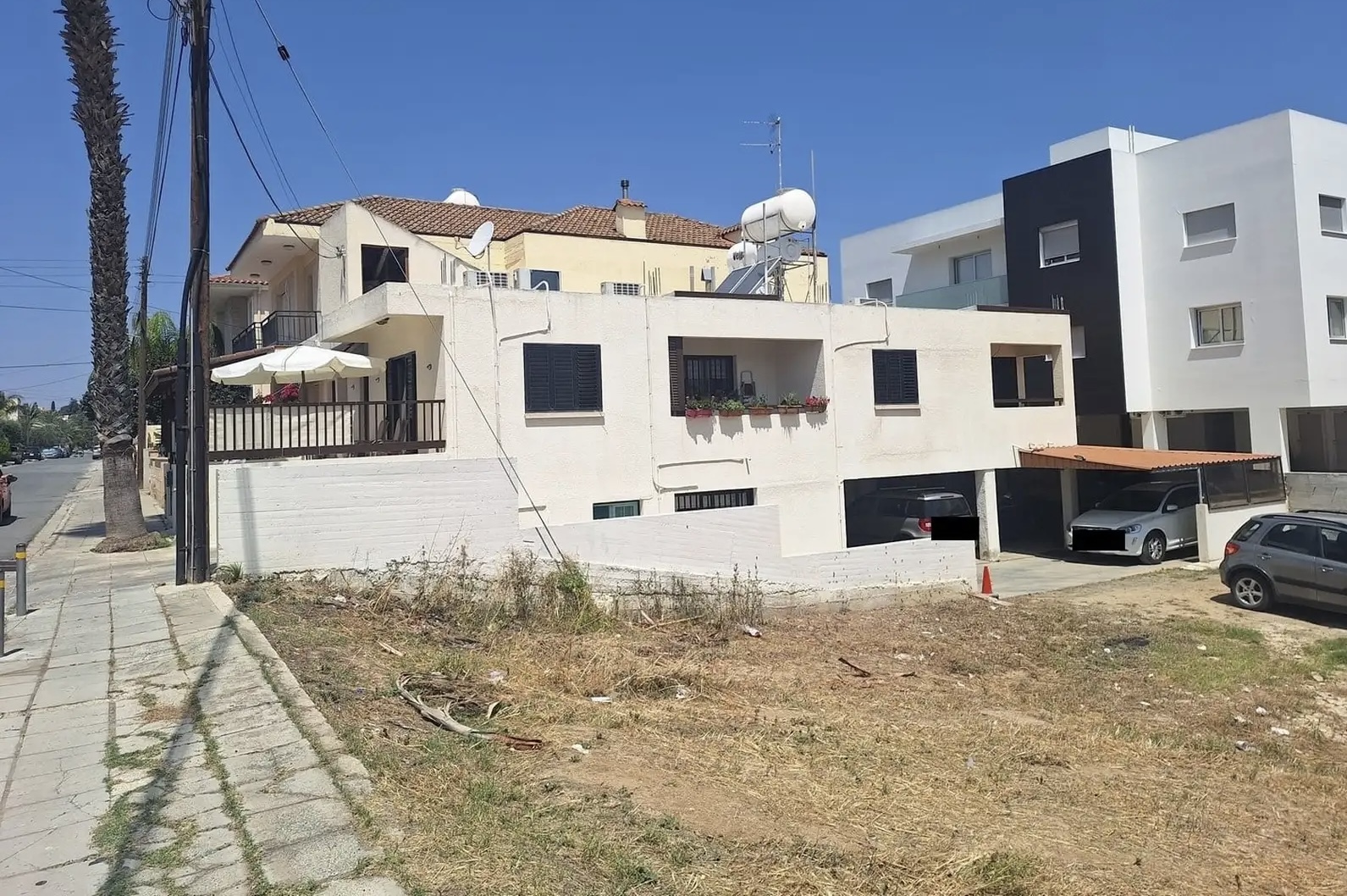 Five Bedrooom House - Engomi, Nicosia image 2