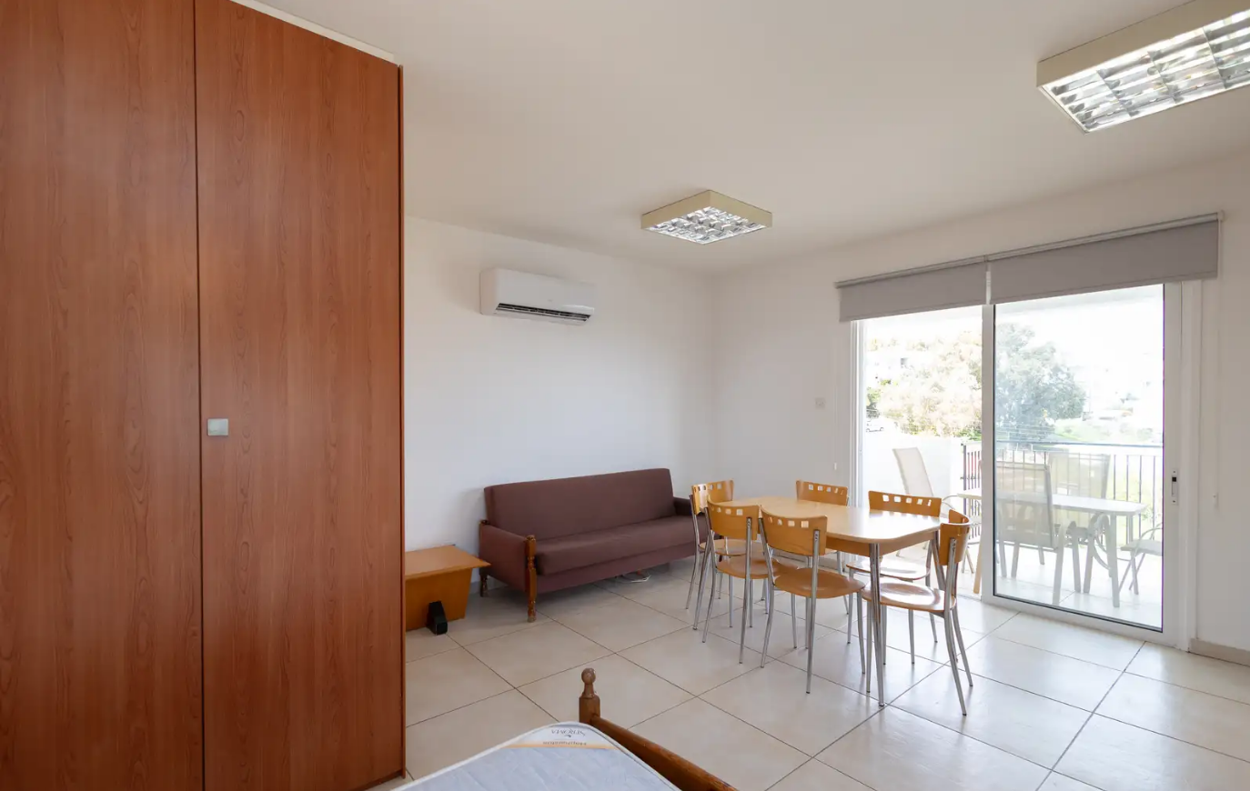 Studio Apartment - Aglantzia, Nicosia image 8